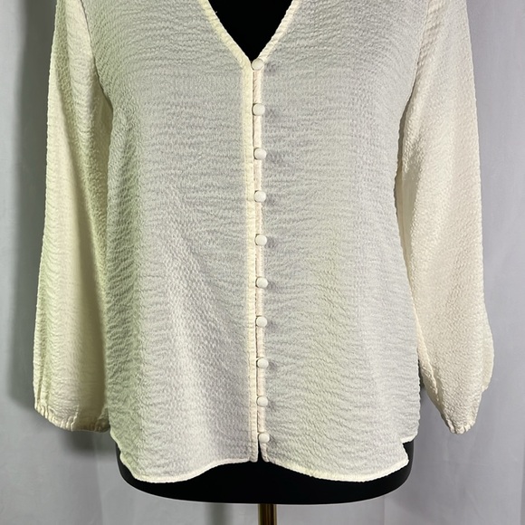 Madewell Ivory Long Sleeve Button Front Crinkle Blouse - Picture 9 of 16